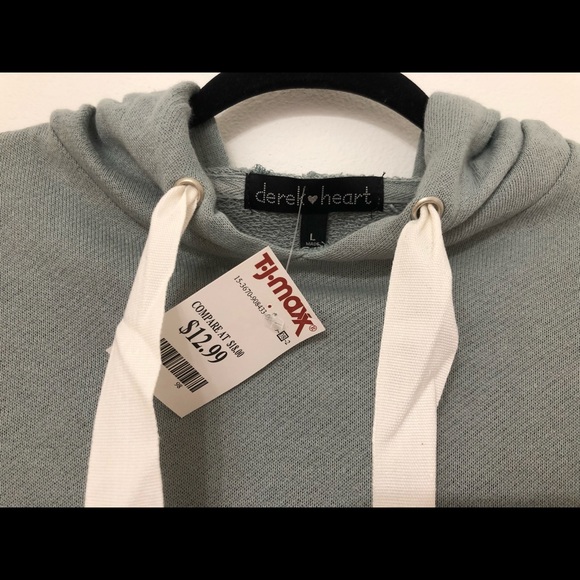 NWT Cropped sweatshirt - Picture 2 of 2